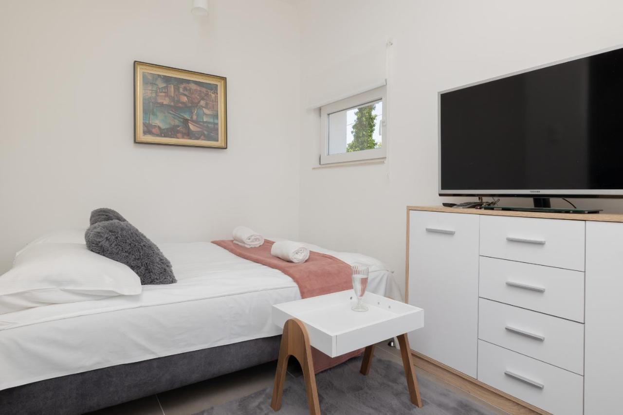 Sloneczna Apartment Mielno Uniescie By Noclegi Renters Zewnętrze zdjęcie